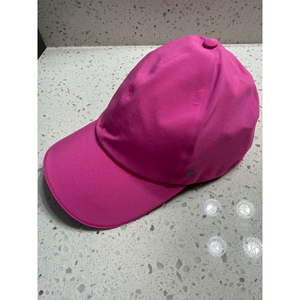 Lululemon Fast  Free Running Hat Women O/S  Hot Pink GUC Reflective  Pickleball